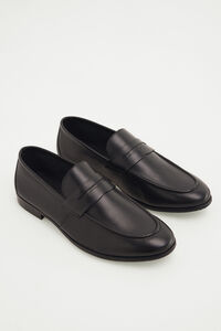 Pedro del Hierro Mocas&iacute;n piel