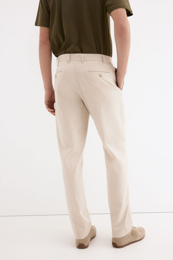 Pedro del Hierro Pantal&oacute;n chino confort Beige