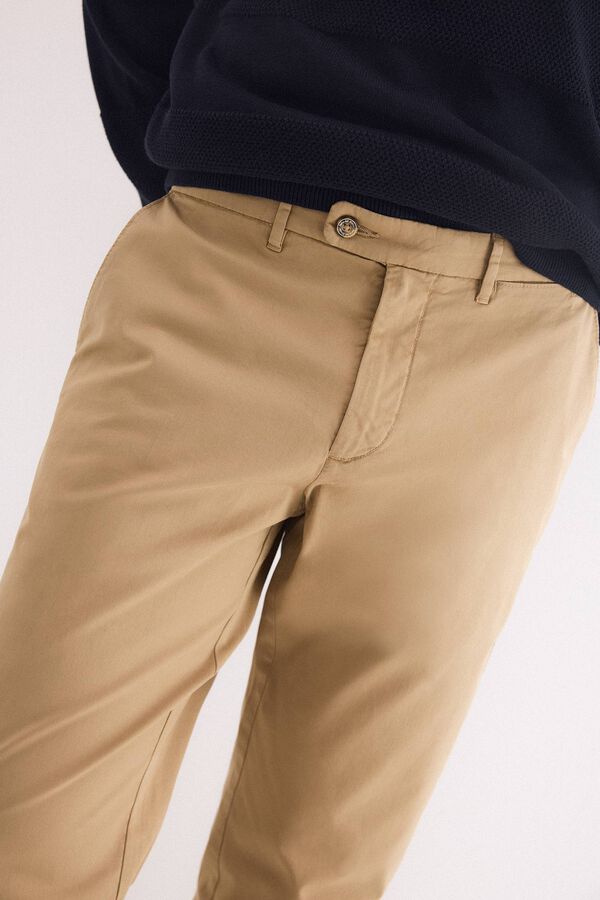 Pedro del Hierro Pantal&oacute;n chino regular fit Beige