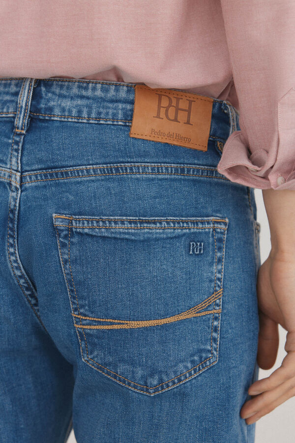 Pedro del Hierro Pantal&oacute;n de mezclilla premium flex regular fit Azul