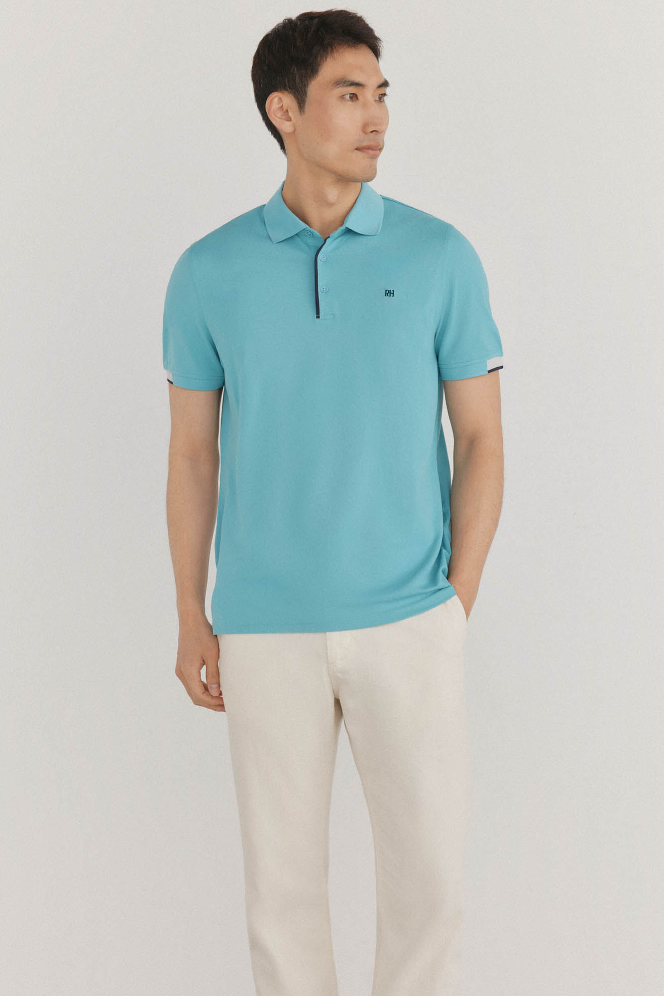 Pedro del Hierro Polo pu&ntilde;os contraste