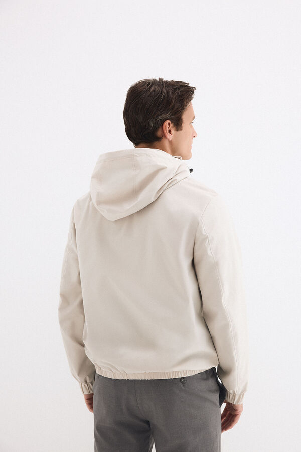 Pedro del Hierro Cazadora t&eacute;cnica ligera con capucha Beige