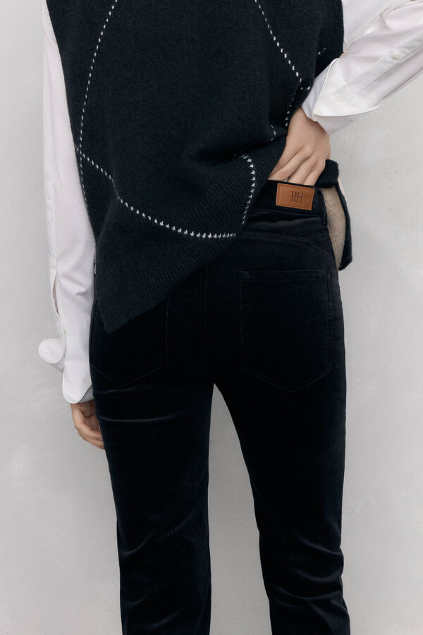 Pedro del Hierro Pantalones push up flare de terciopelo Negro