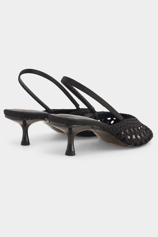 Pedro del Hierro Sandalia trenzada negra Negro