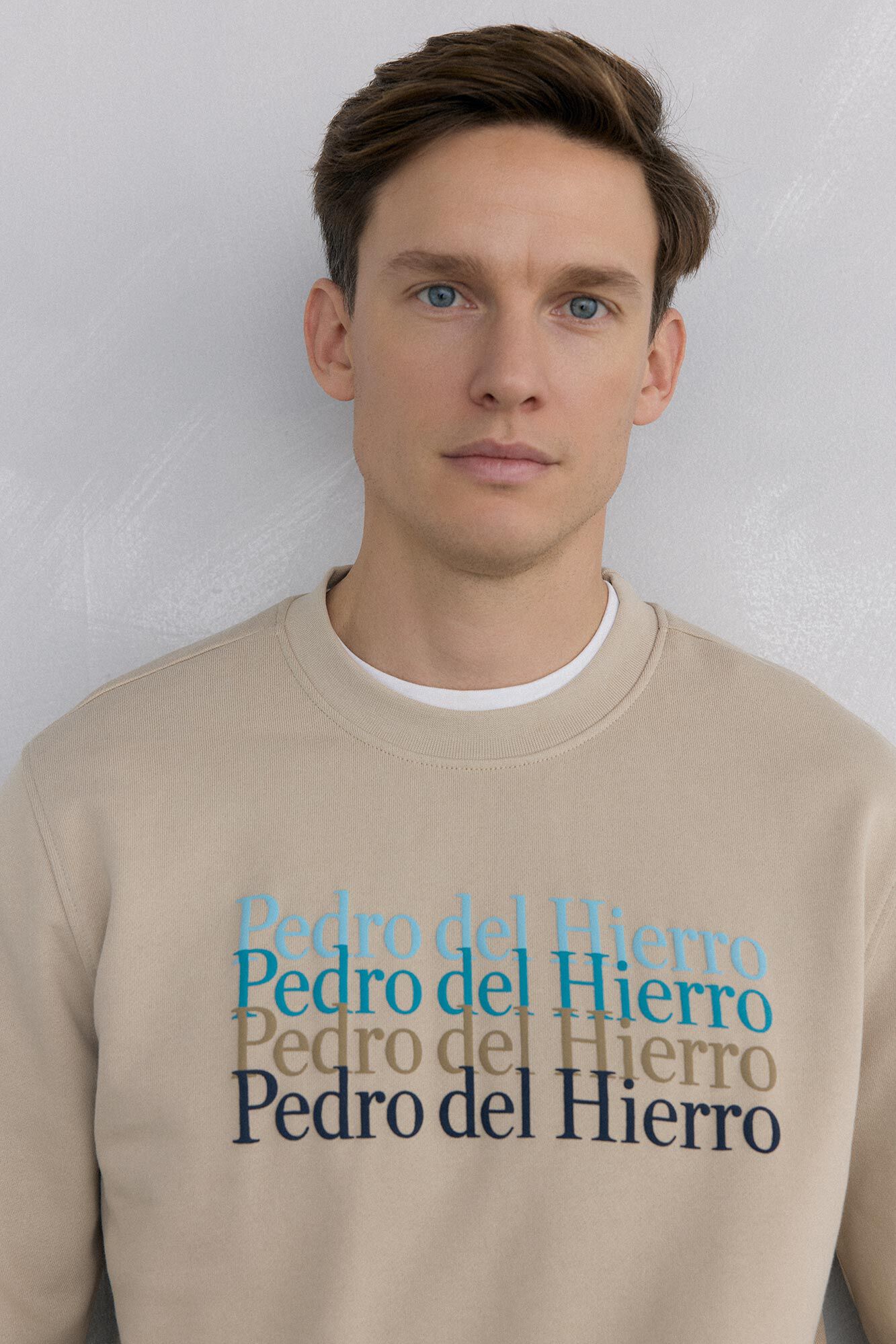 Pedro del Hierro Sudadera logo cuello caja