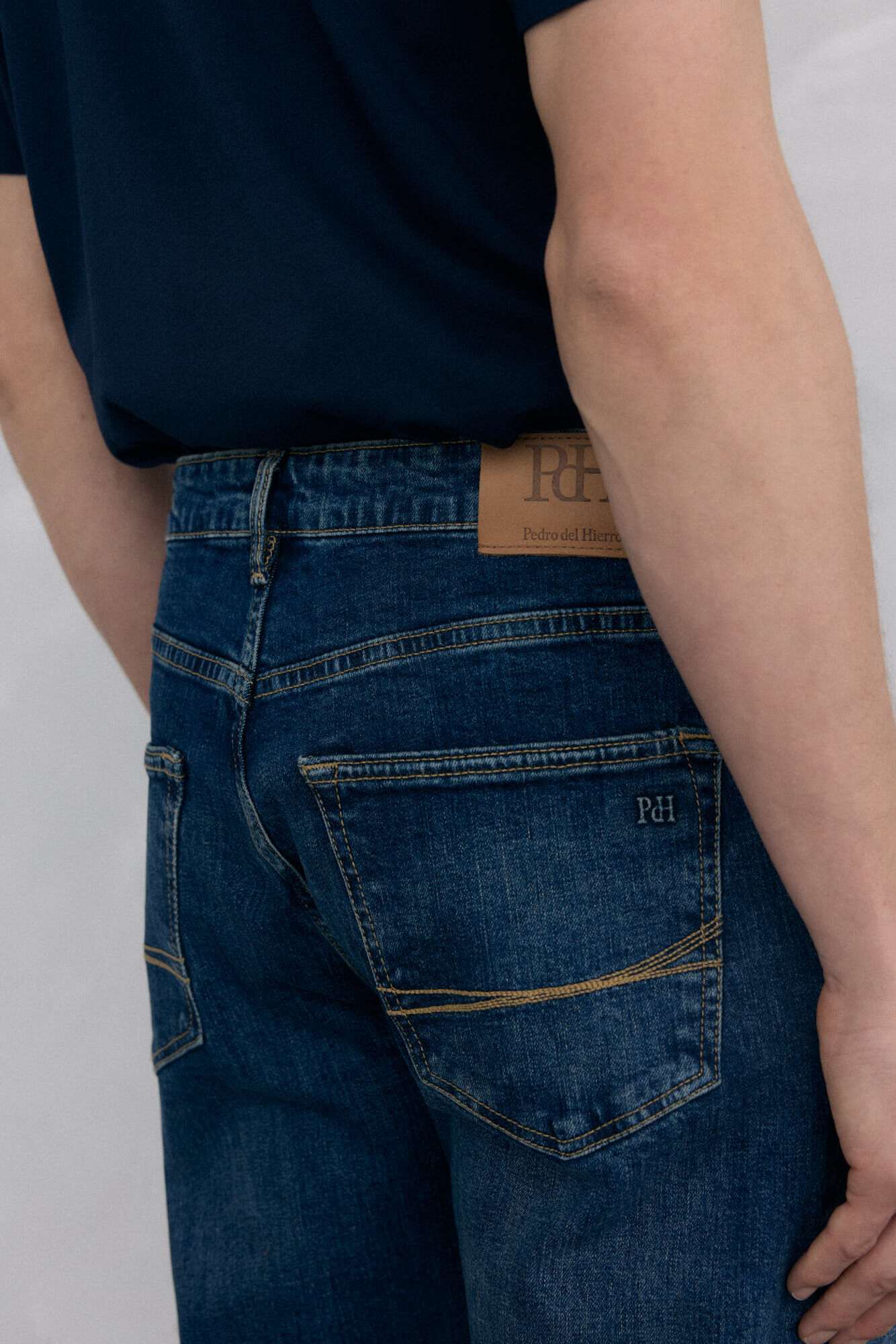 Pedro del Hierro Pantal&oacute;n vaquero regular fit