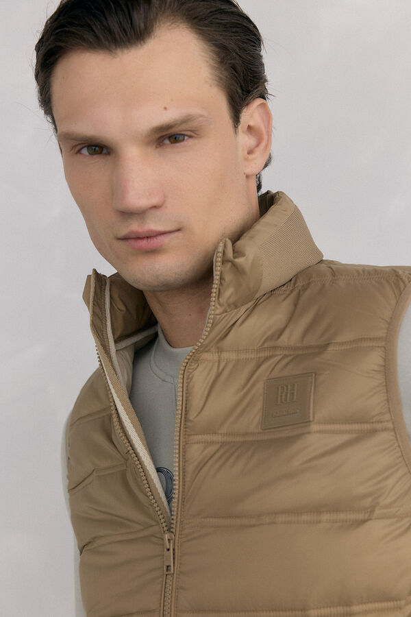 Pedro del Hierro Chaleco ultralight Beige