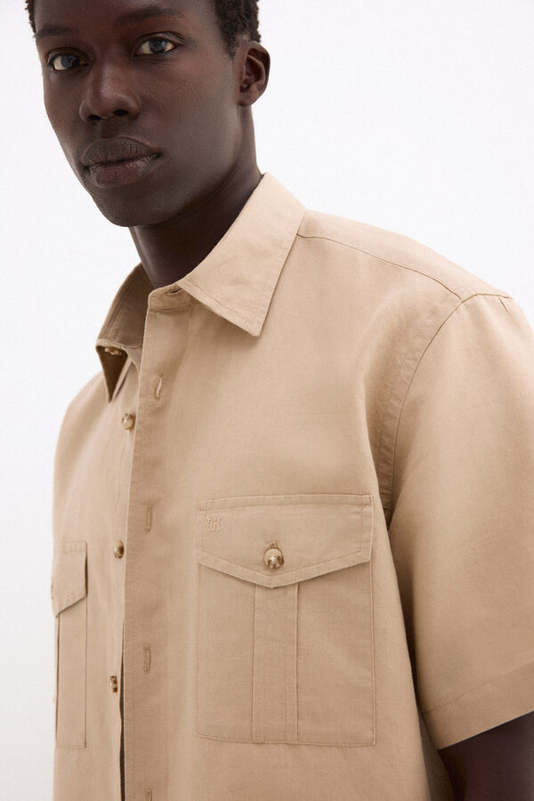 Pedro del Hierro Camisa lino manga corta bolsillos Beige
