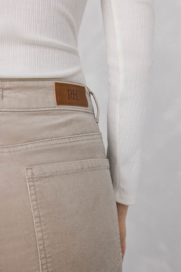 Pedro del Hierro Pantalones terciopelo flare cropped Beige
