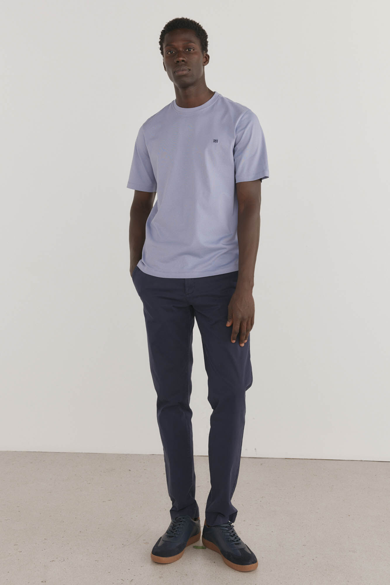 Pedro del Hierro Pantal&oacute;n premium chino ligero slim fit