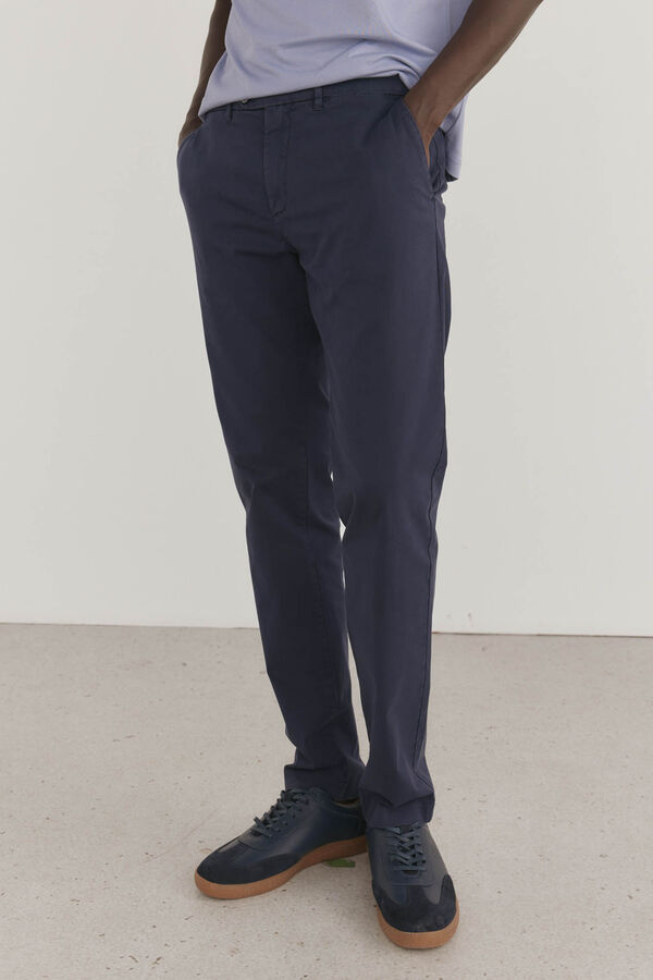 Pedro del Hierro Pantal&oacute;n chino ligero slim fit premium Azul
