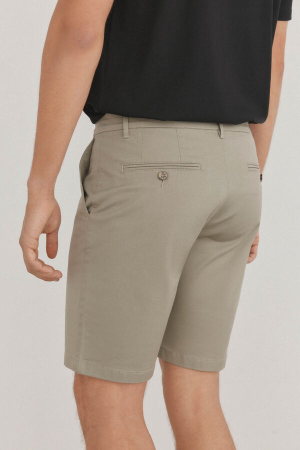 Pedro del Hierro Bermuda chino premium flex Verde
