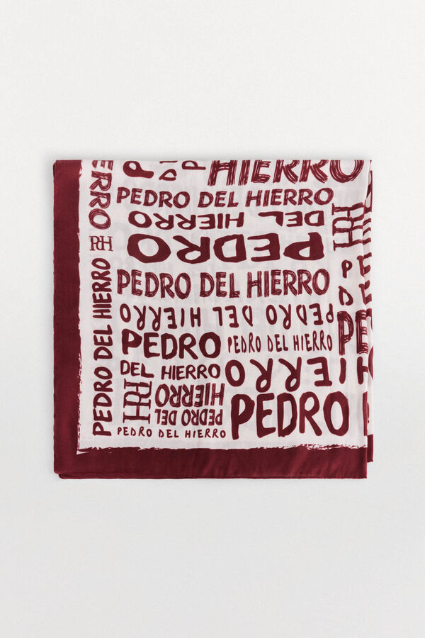 Pedro del Hierro Chal de doble logo color Marr&oacute;n