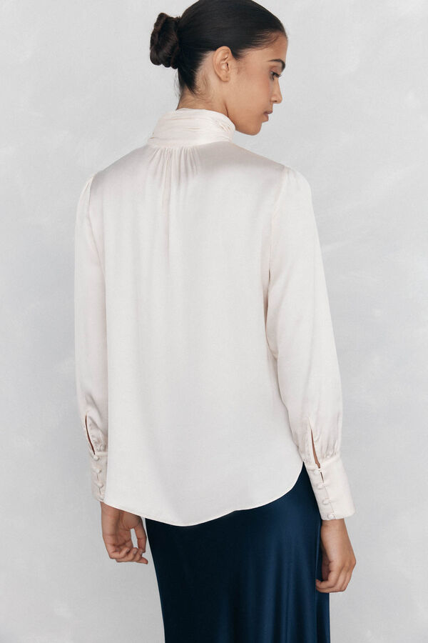 Pedro del Hierro Blusa satinada con lazo Beige