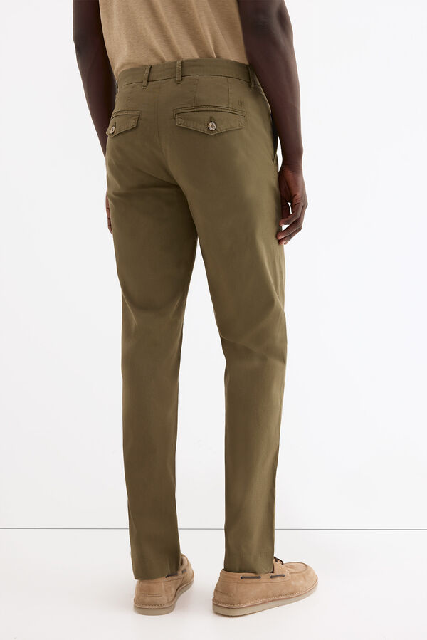 Pedro del Hierro Pantal&oacute;n chino estructura regular fit Verde