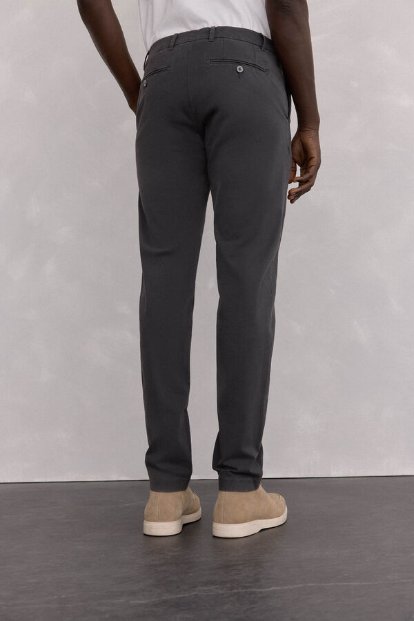 Pedro del Hierro Pantal&oacute;n premium chino slim fit Gris