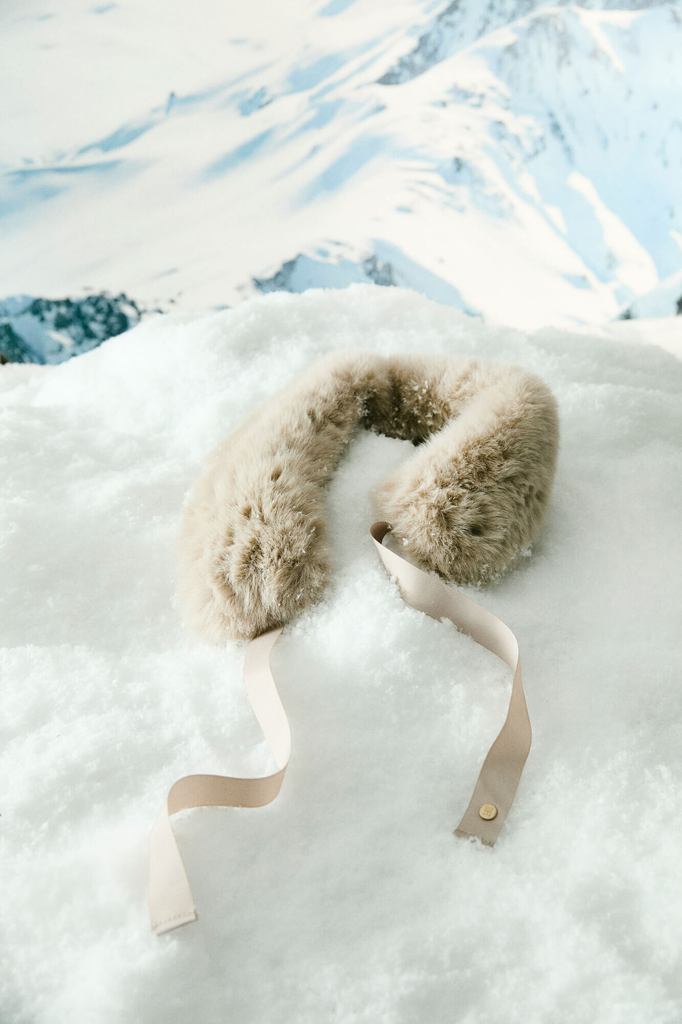 Pedro del Hierro Estola con lazo