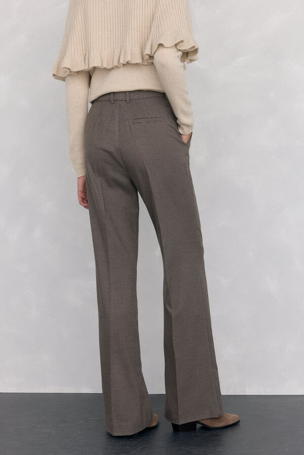 Pedro del Hierro Pantal&oacute;n flare Marr&oacute;n