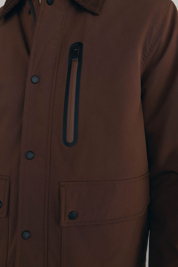 Pedro del Hierro Chamarra con cuello de lana Marr&oacute;n