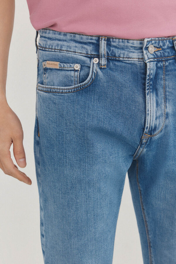 Pedro del Hierro Pantal&oacute;n de mezclilla premium flex regular fit Azul