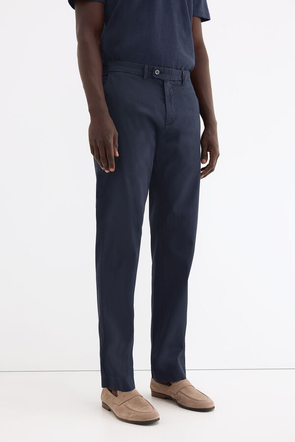 Pedro del Hierro Pantal&oacute;n chino estructura regular fit Azul