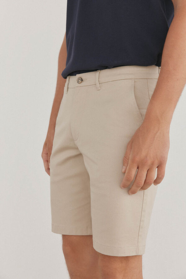 Pedro del Hierro Bermuda chino premium flex Beige