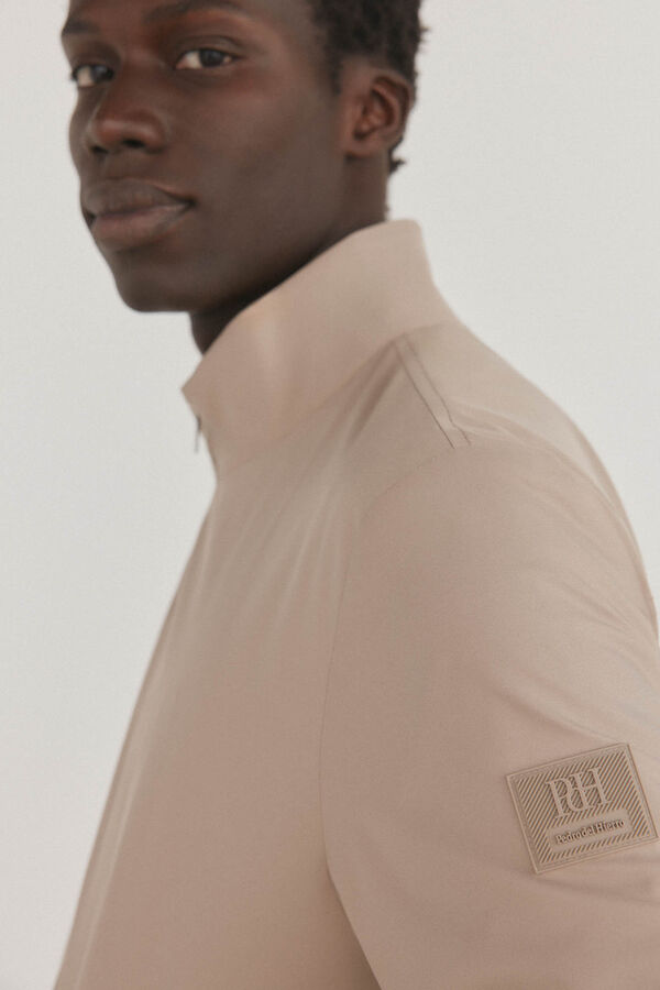 Pedro del Hierro Cazadora t&eacute;cnica ligera Beige
