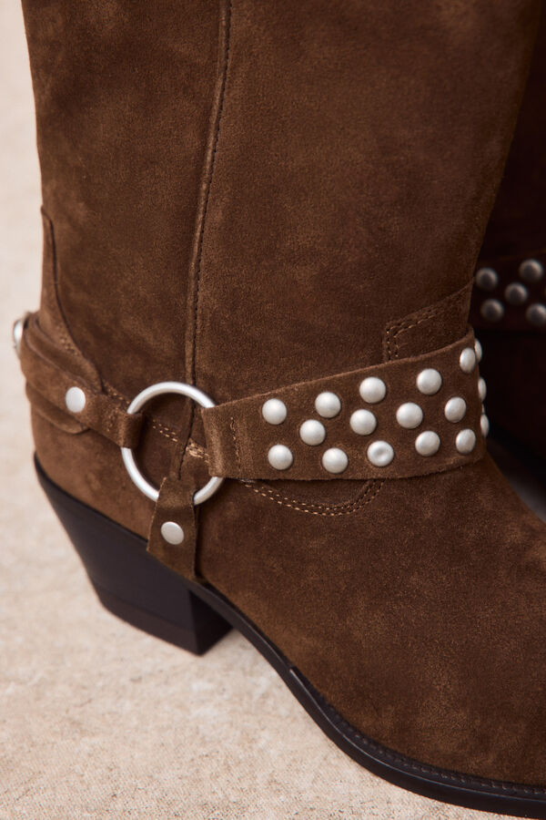 Slowlove Bota de piel con estribo y tachas Marr&oacute;n oscuro