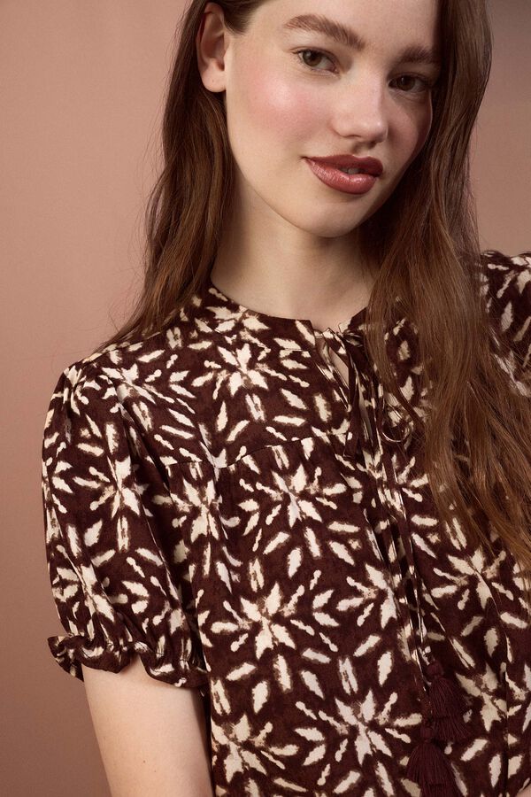 Slowlove Blusa estampada Marr&oacute;n oscuro