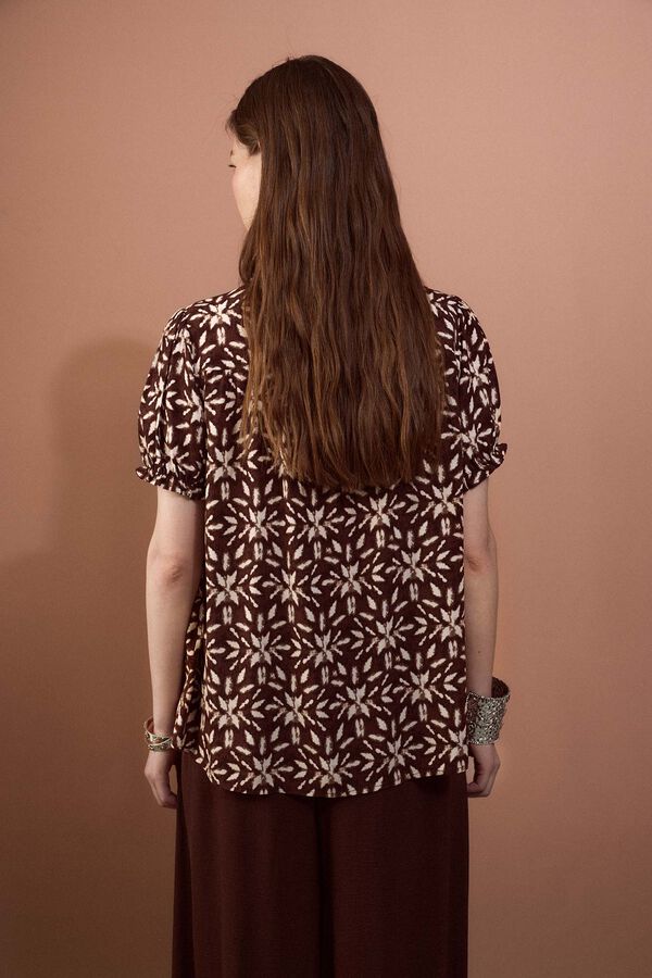 Slowlove Blusa estampada Marr&oacute;n oscuro