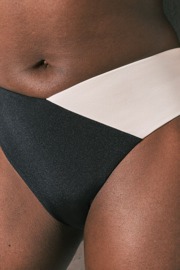Women'secret Panty de bikini de tiro alto color block blanco y negro negro