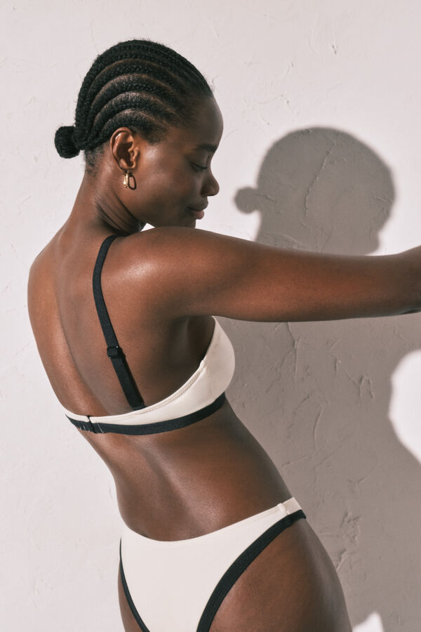 Women'secret Top bikini triangular semi brillante blanco marfil